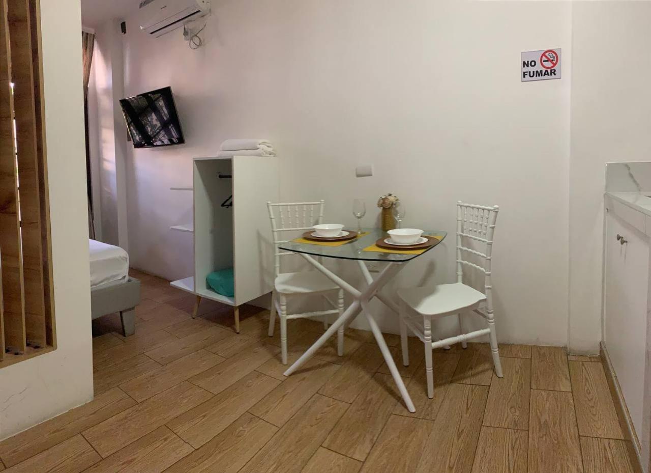 Los Soles Suite Mall Del Sol Guayaquil Airport Exterior foto